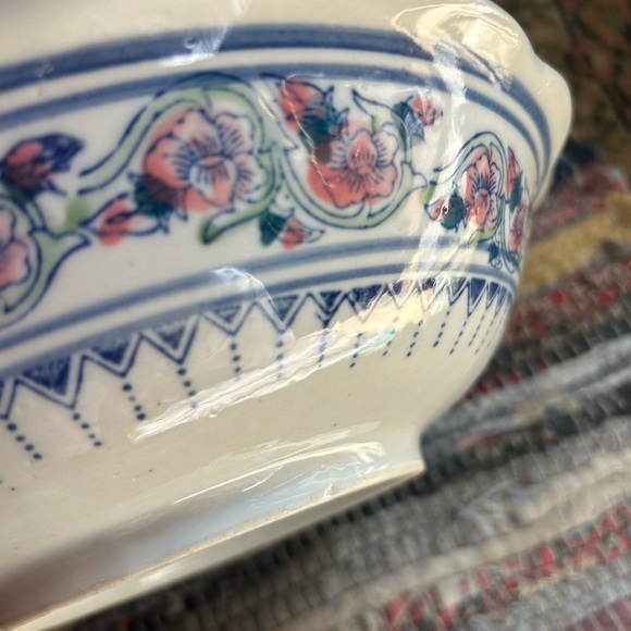 Floral Asian Ceramic Decorative Plate 10" - Picture 5 of 16